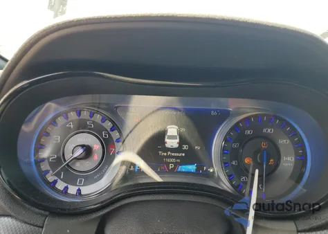 2016 Chrysler 300 S z USA, uszkodzony, nr VIN 2C3CCABG2GH130277